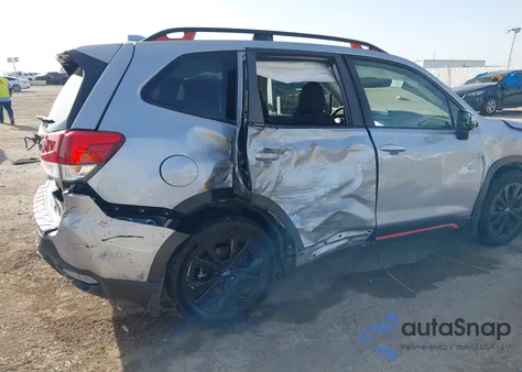 2021 Subaru Forester Sport z USA, uszkodzony, nr VIN JF2SKALCXMH415706